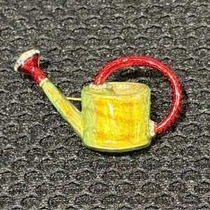 Metropolitan Museum of Art (MMA) Faberge-style enamel and rhinestone brooch